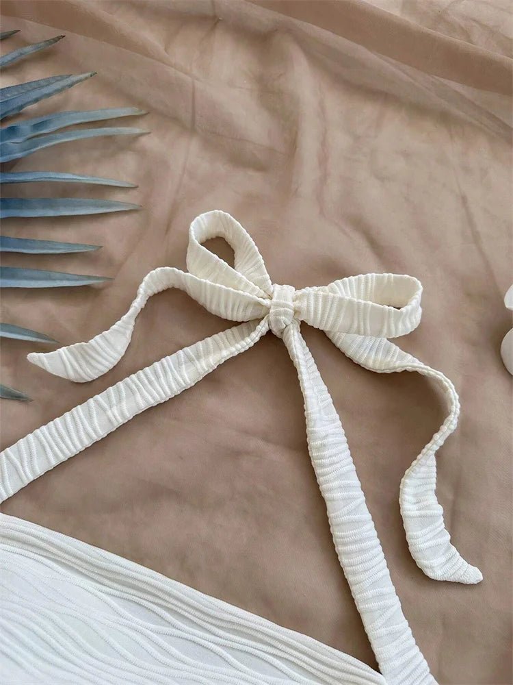 Haut court à col licou pour femmes - Éclat Ô quotidien